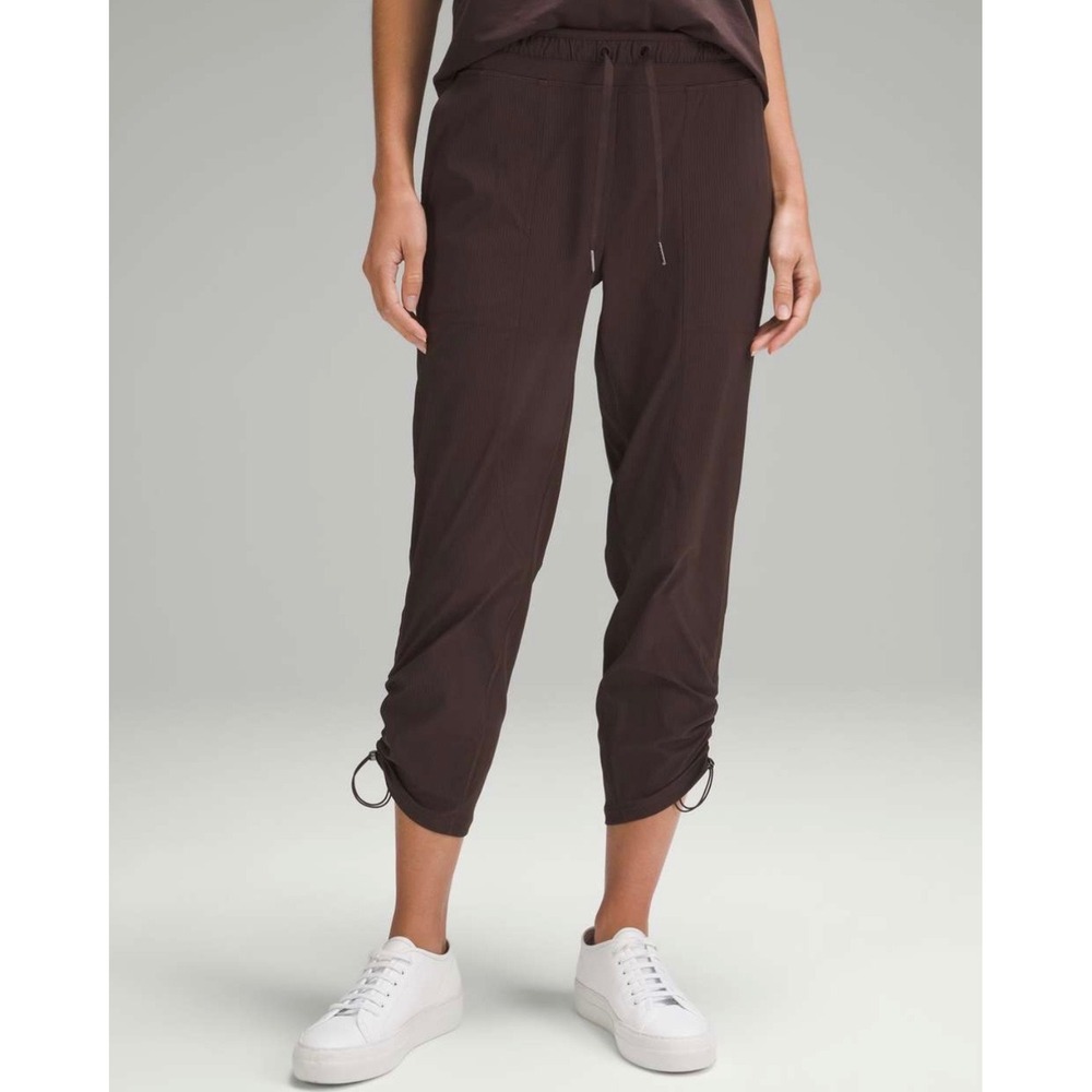 Lululemon Dance‎ Studio Mid-Rise Cropped Pant Espresso 4 Casual Athletic Gym
